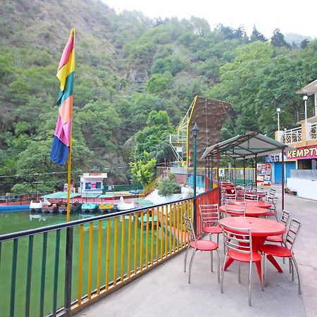 Hotel O Kempty Lake Adventure Resort Mussoorie Exteriör bild