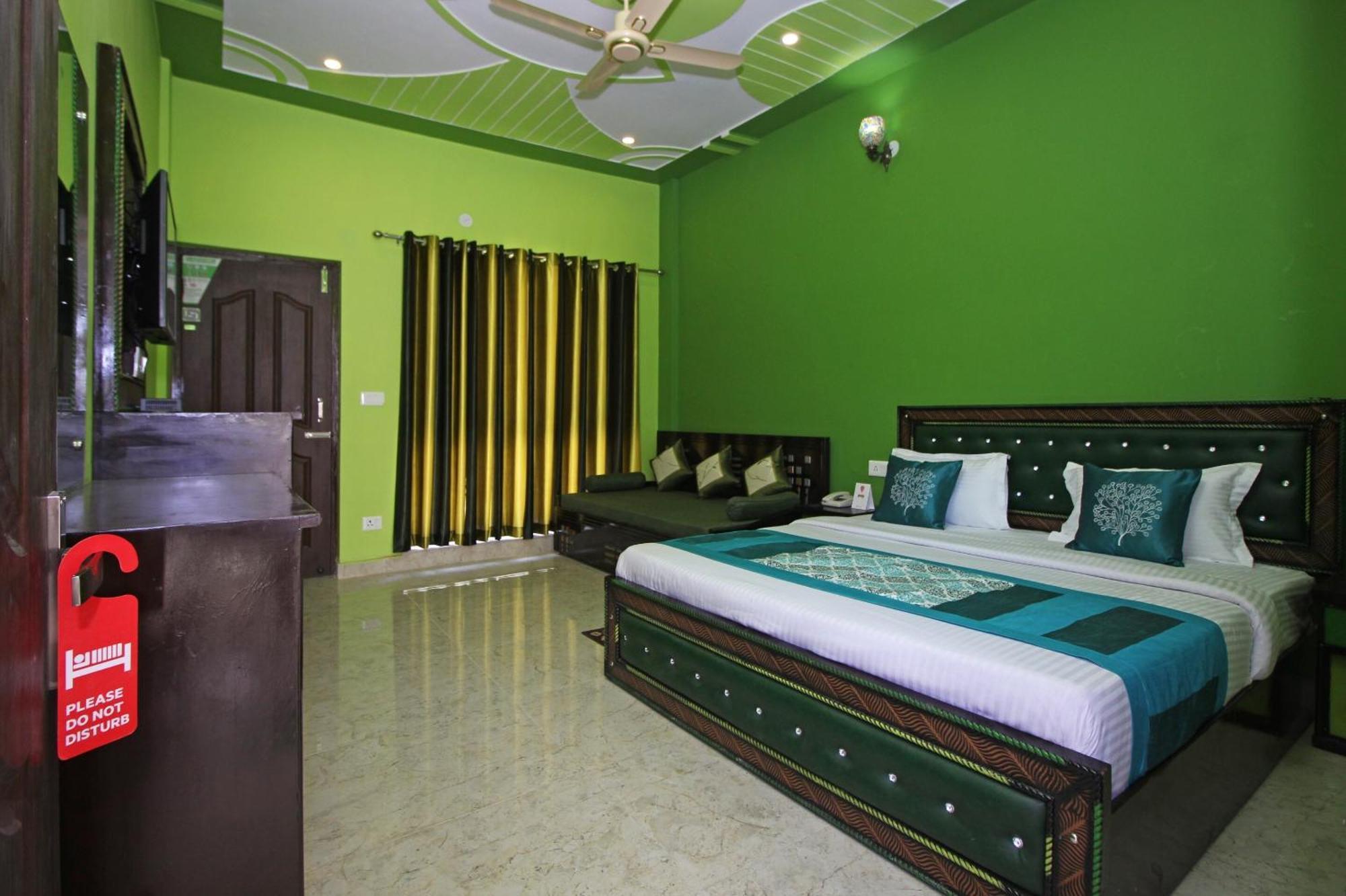 Hotel O Kempty Lake Adventure Resort Mussoorie Exteriör bild
